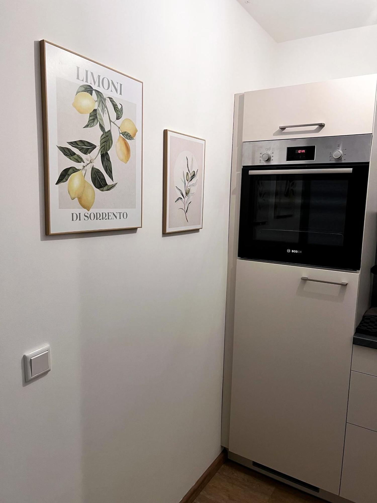 Zentrale Wohlfuehloase Mit Parkplatz Apartment ออสนาบรึค ภายนอก รูปภาพ