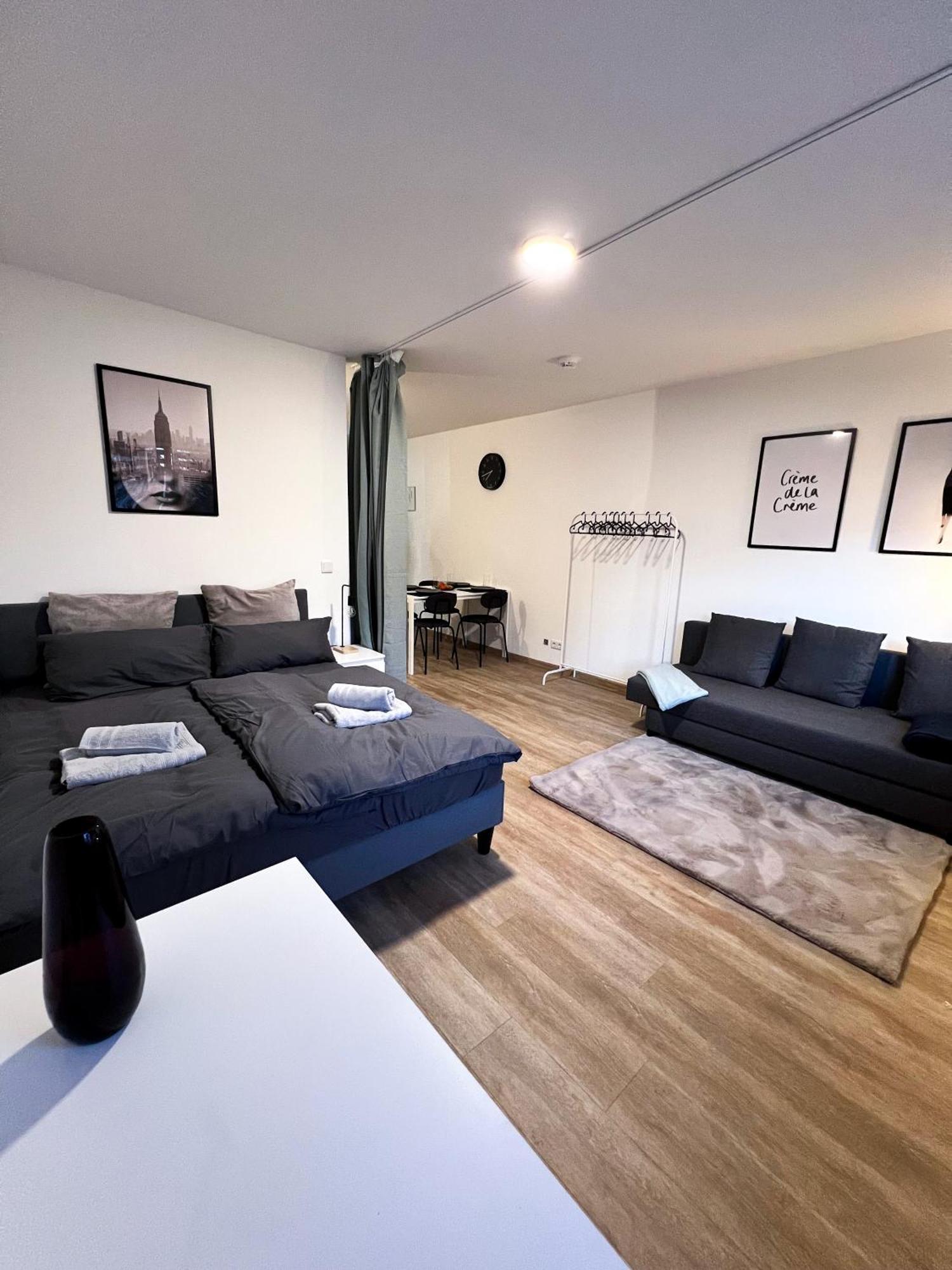 Zentrale Wohlfuehloase Mit Parkplatz Apartment ออสนาบรึค ภายนอก รูปภาพ